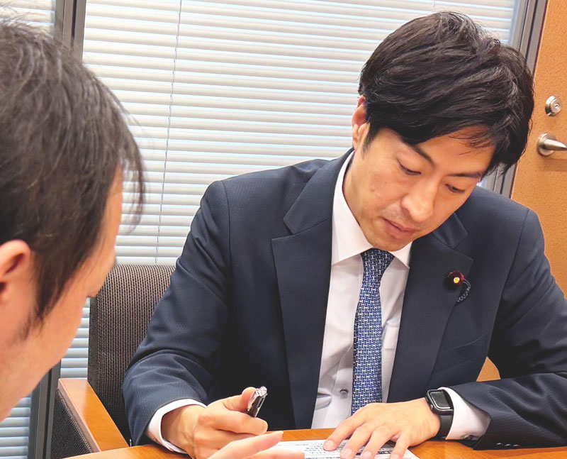 岡本康宏の写真