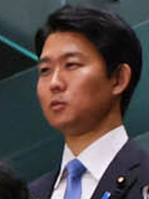 岸信千世の写真