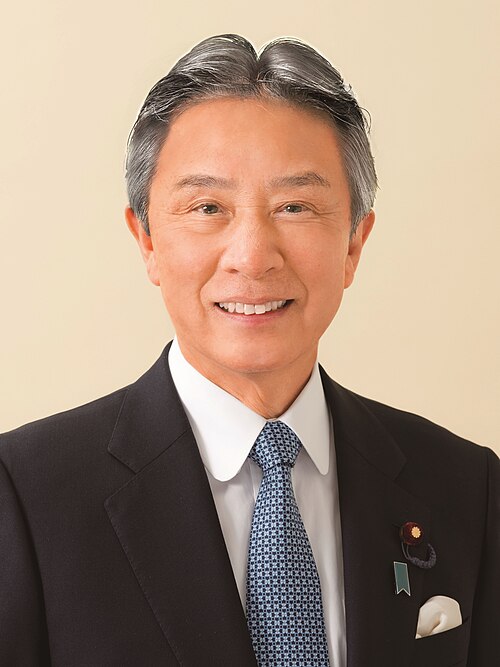 盛山正仁の写真